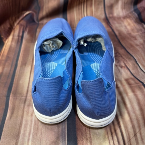 Clark’s Blue Cloudsteppers Slip On Size 9.5 - Picture 4 of 6
